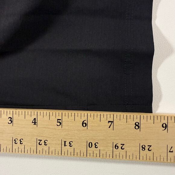 Adidas Men’s Small Black Athletic Shorts Zip Pockets Elastic Waist 8.5” Inseam - Picture 9 of 10